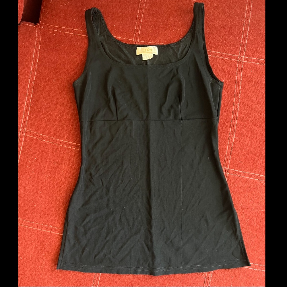 ING Vintage stretchy black Tank Top with two side slits